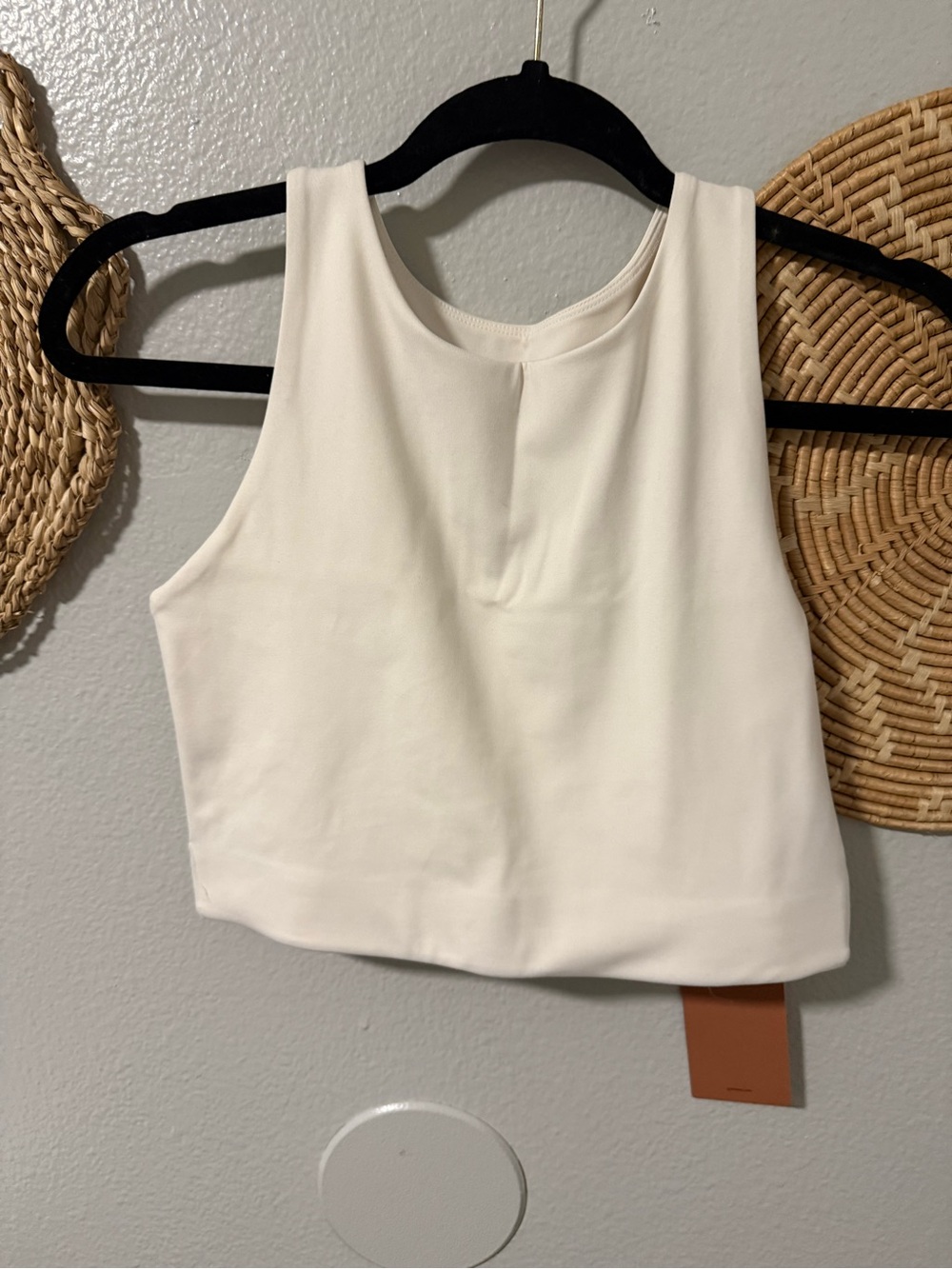 NWT Girlfriend Collective Sleeveless Cropped Tank Top